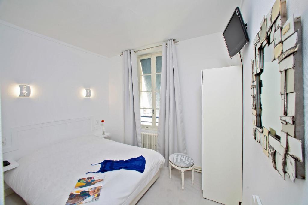 Hotel Le Coin Des Halles Cahors Pokoj fotografie